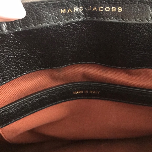 Marc Jacobs Authentic Handbag - Picture 6 of 8